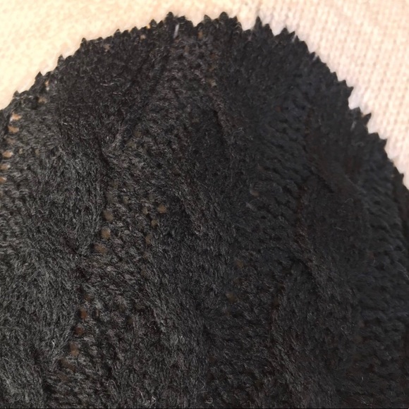 ✨HP! Cream & Black Knit Heart Patterned Sweater✨ - Picture 7 of 8